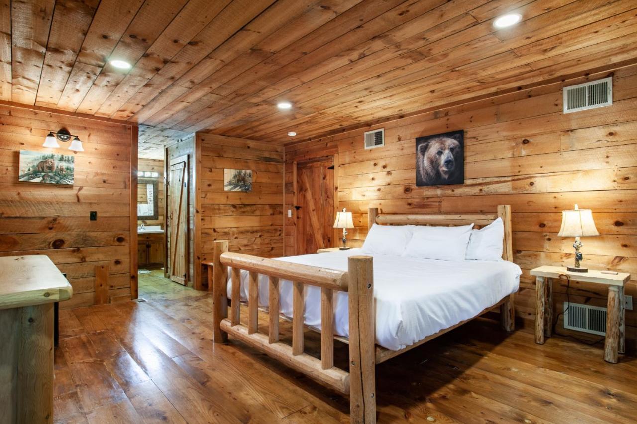 Forest Home Hot Tub Fire Pit Pool Table 鸽子谷 外观 照片